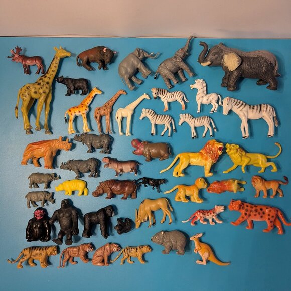 Wild Toy Animals Bundle 43 pieces - Picture 1 of 16